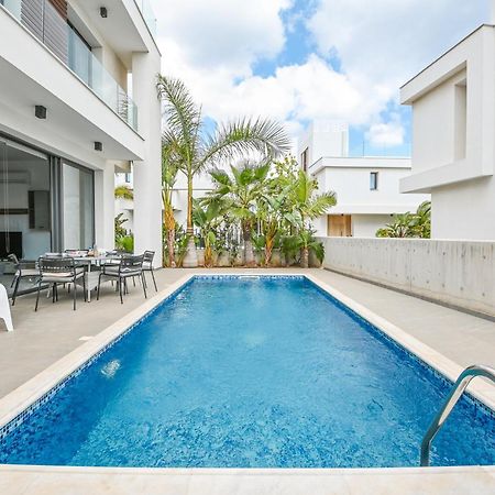 By The Beach Villa 12 Протарас Екстериор снимка