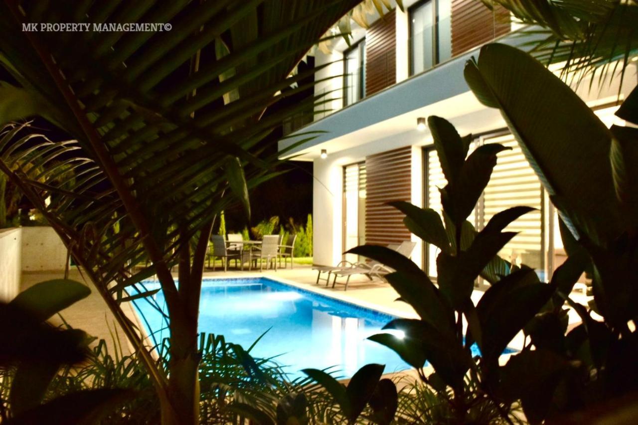 By The Beach Villa 12 Протарас Екстериор снимка