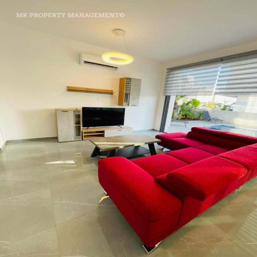 By The Beach Villa 12 Протарас Екстериор снимка