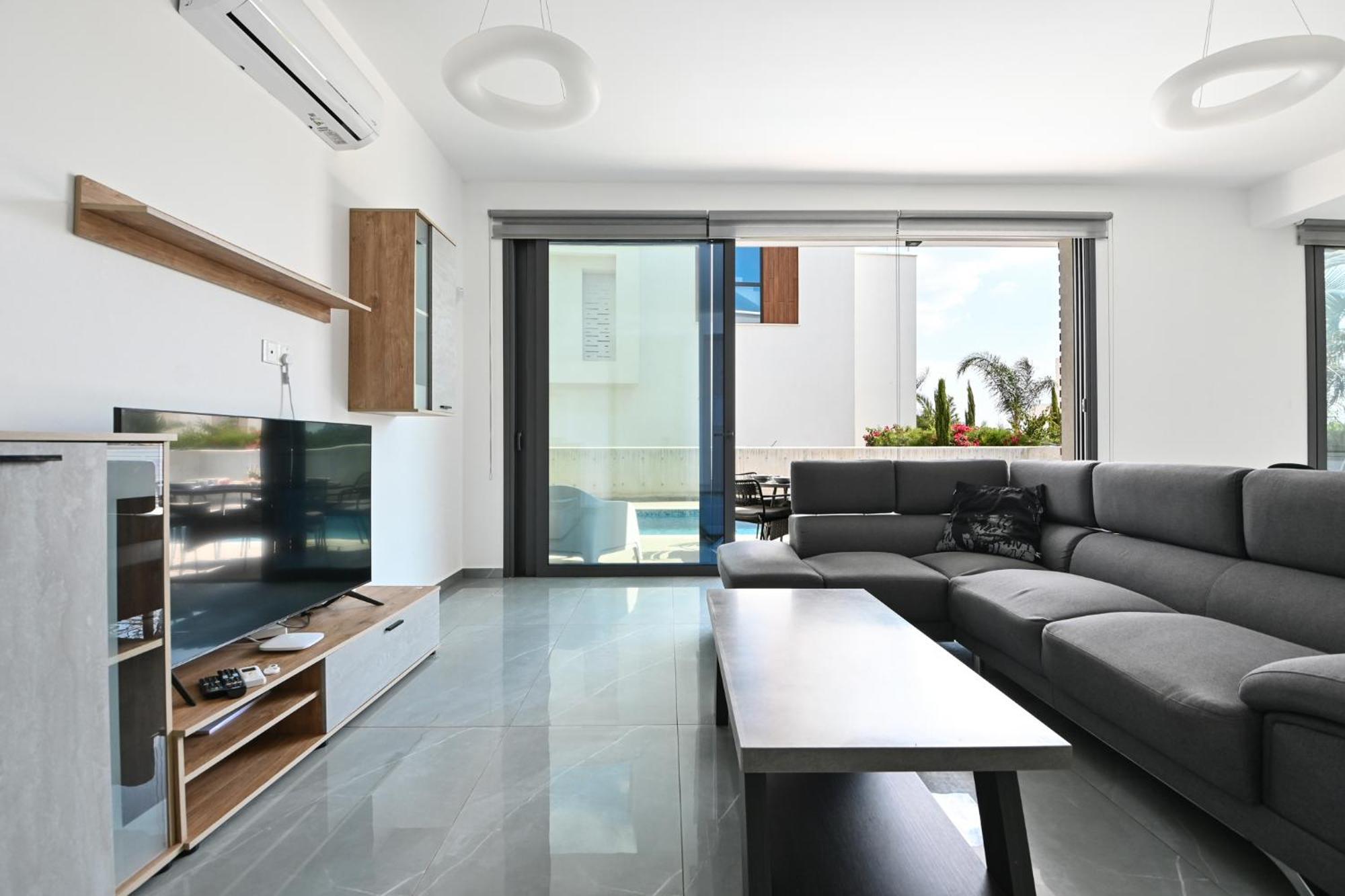 By The Beach Villa 12 Протарас Екстериор снимка
