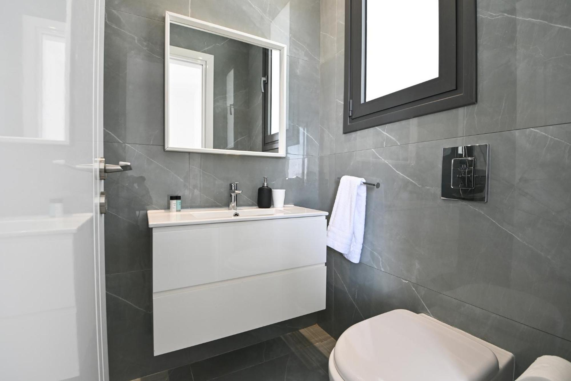 By The Beach Villa 12 Протарас Екстериор снимка