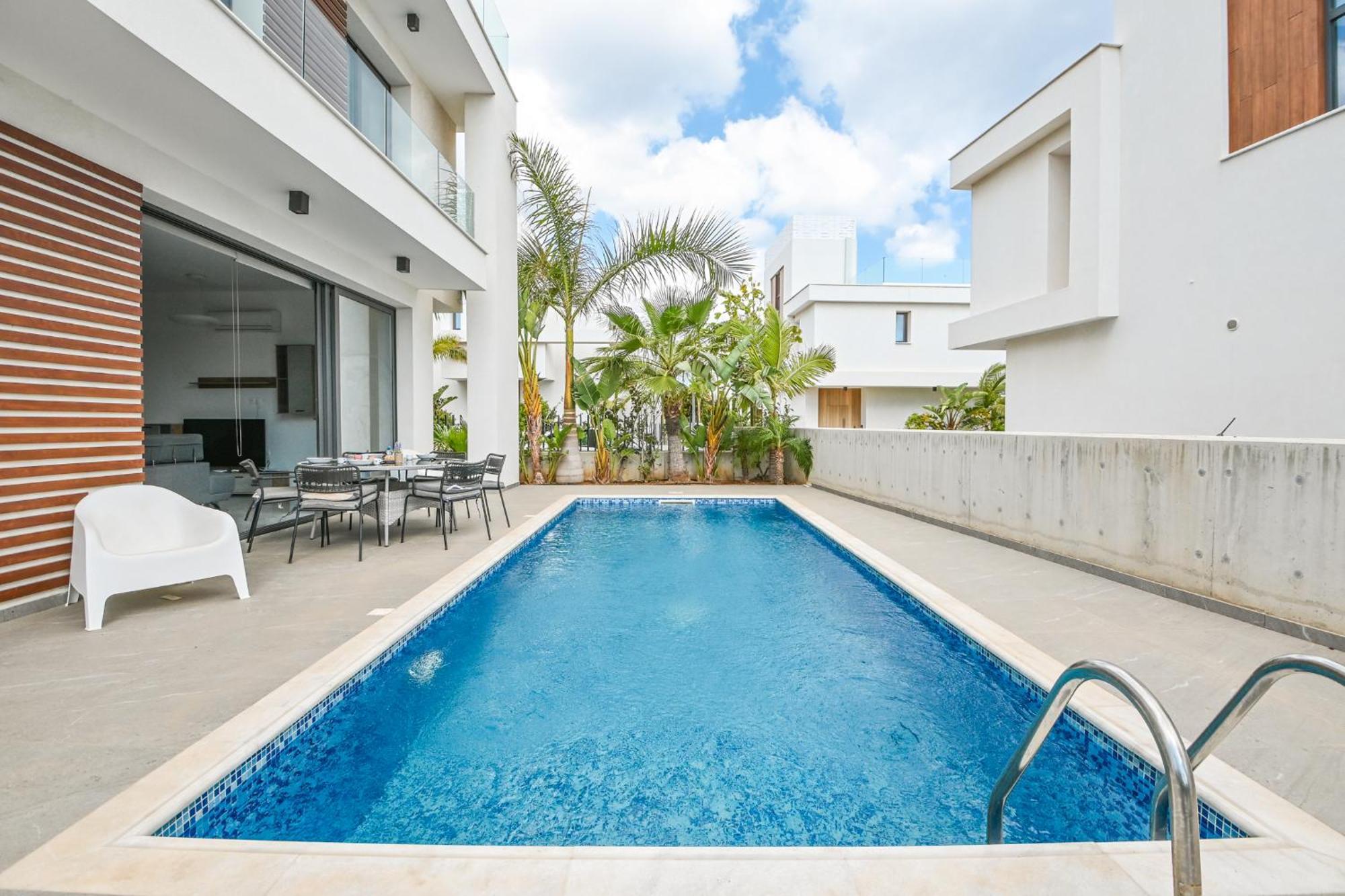 By The Beach Villa 12 Протарас Екстериор снимка