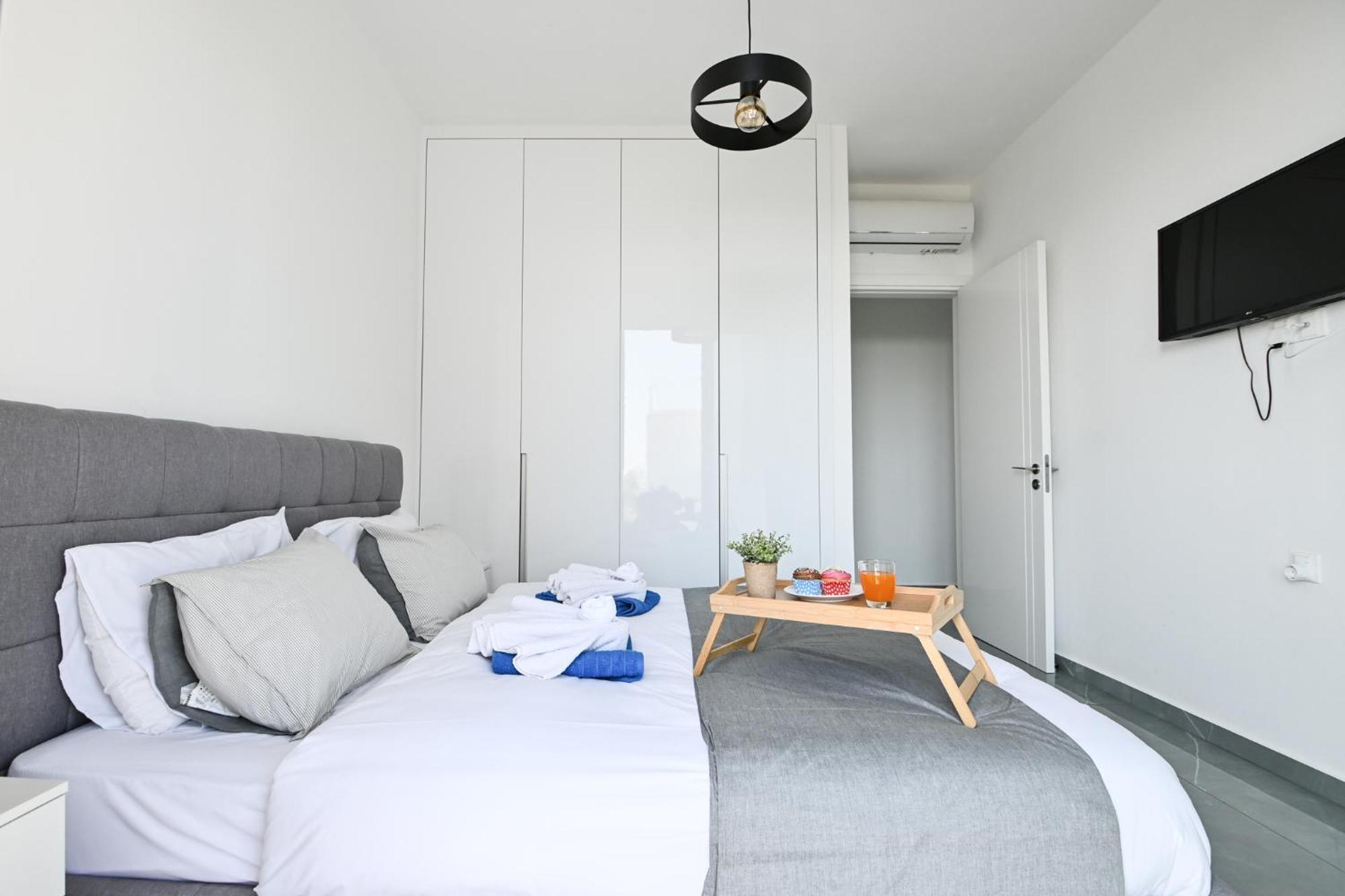 By The Beach Villa 12 Протарас Екстериор снимка