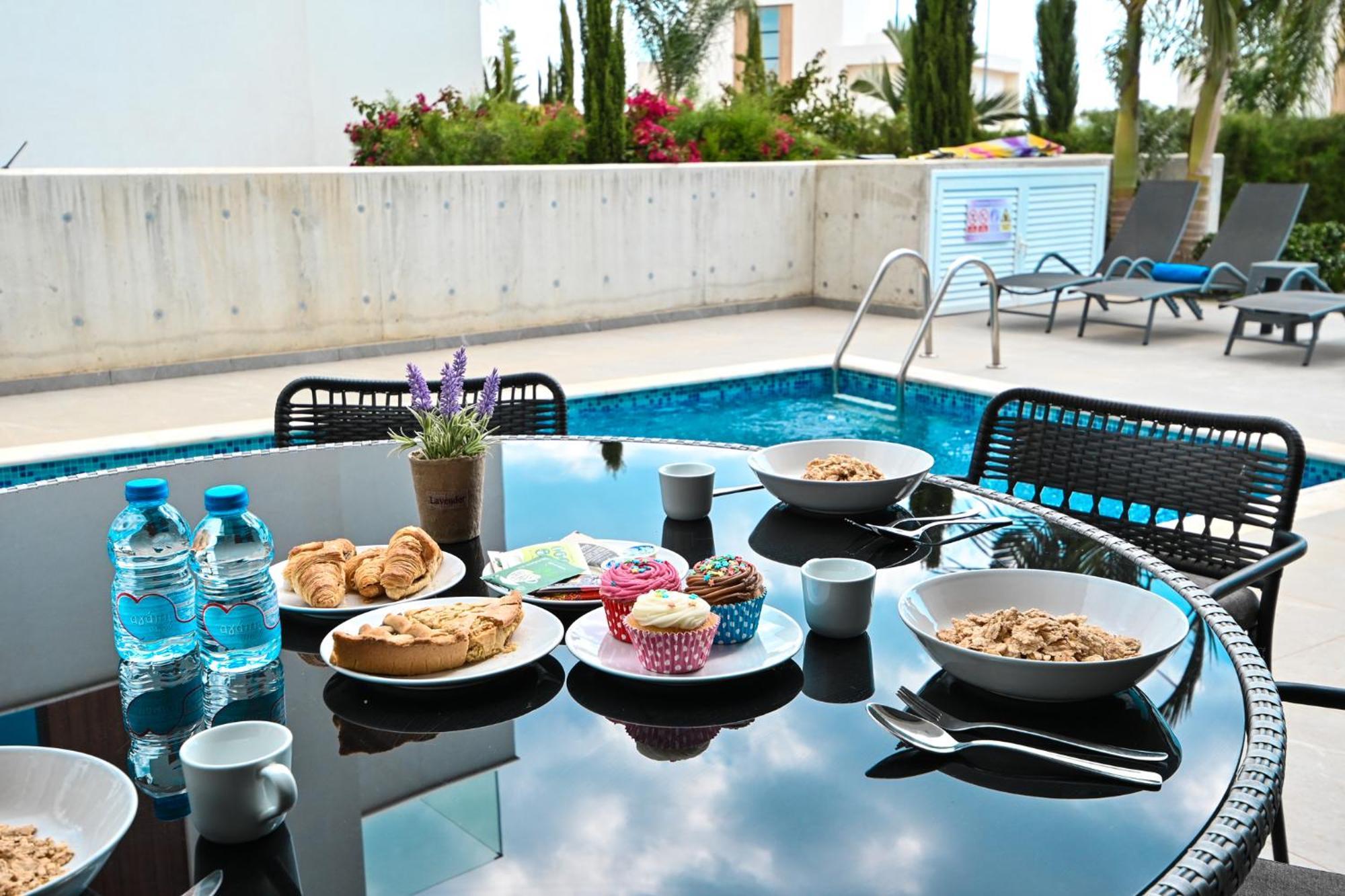 By The Beach Villa 12 Протарас Екстериор снимка