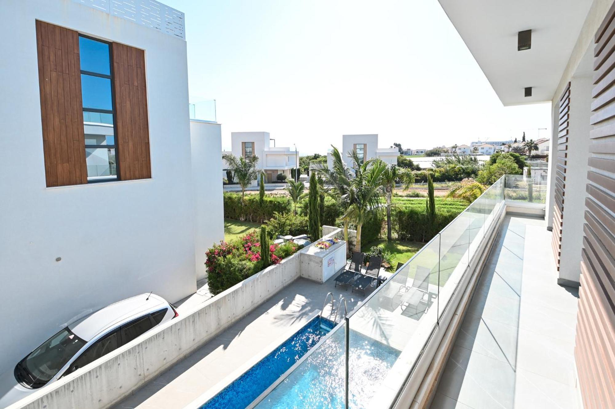By The Beach Villa 12 Протарас Екстериор снимка