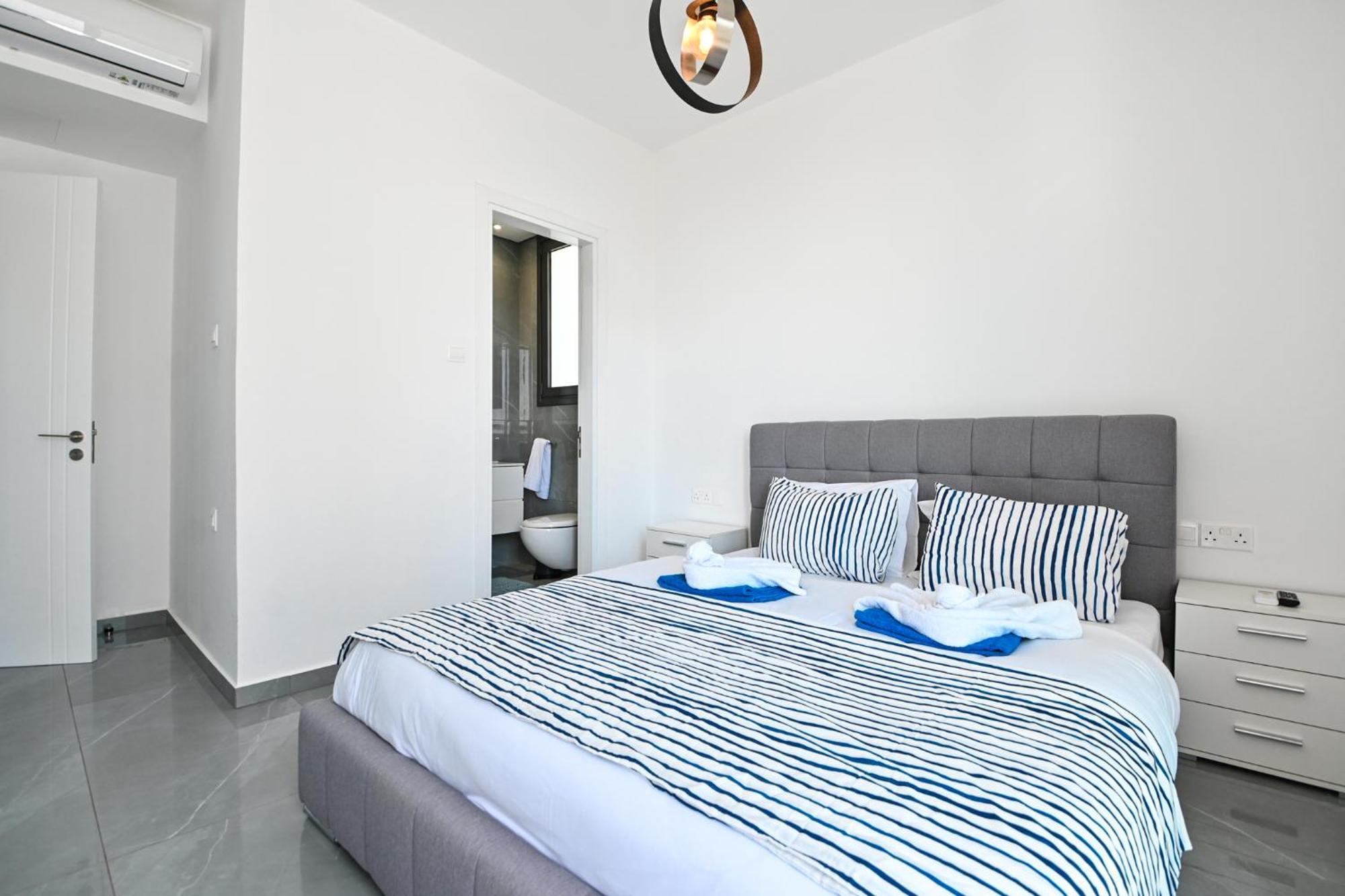 By The Beach Villa 12 Протарас Екстериор снимка