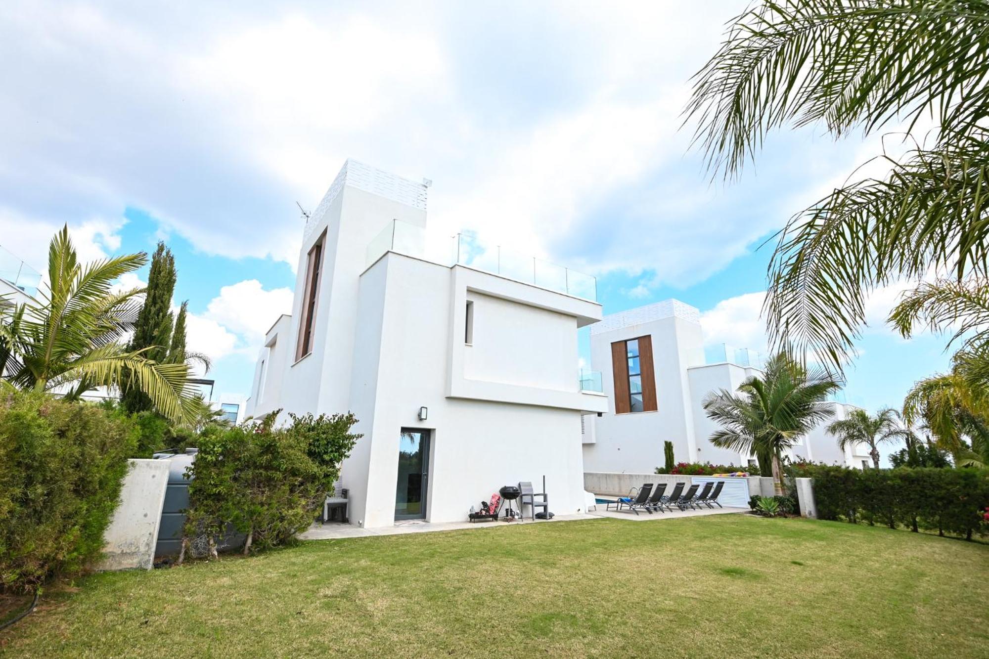 By The Beach Villa 12 Протарас Екстериор снимка